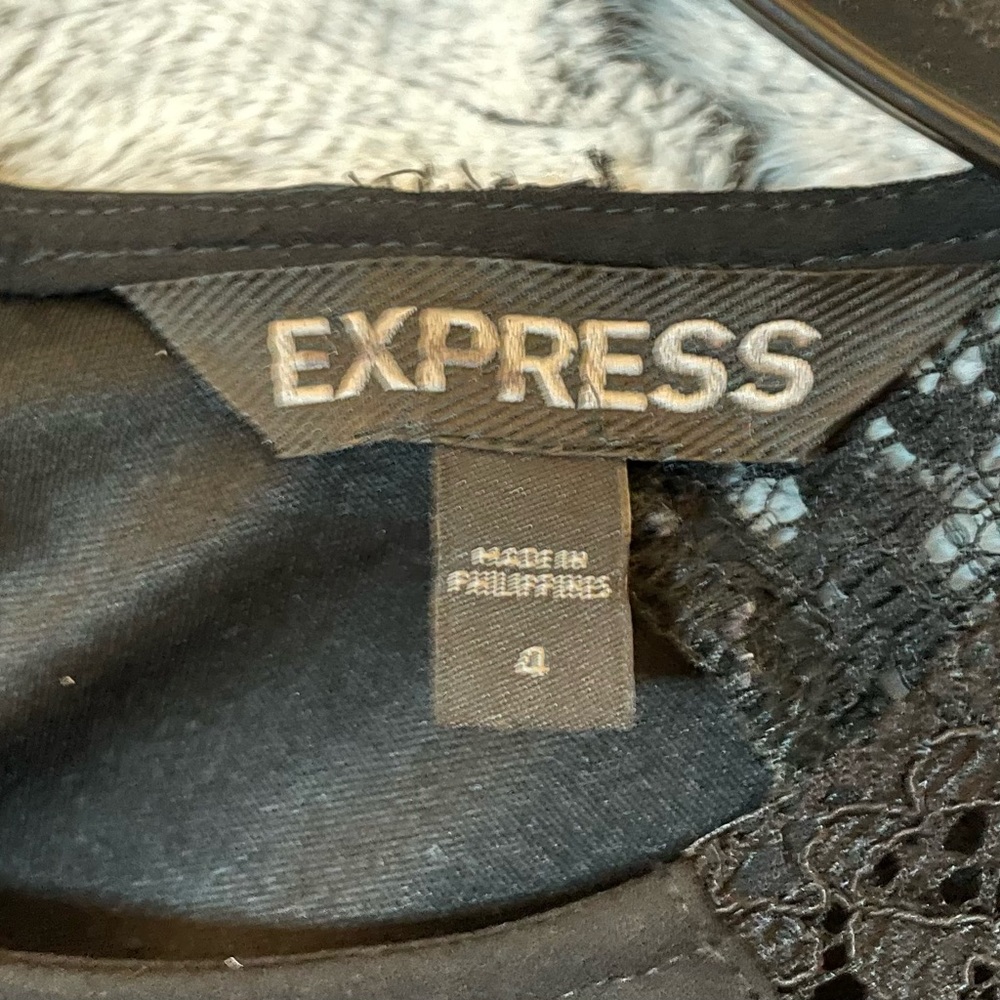 Black Express Dress - Picture 4 of 4